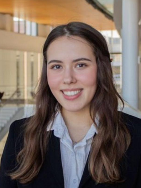 Hannah Bagaric Headshot